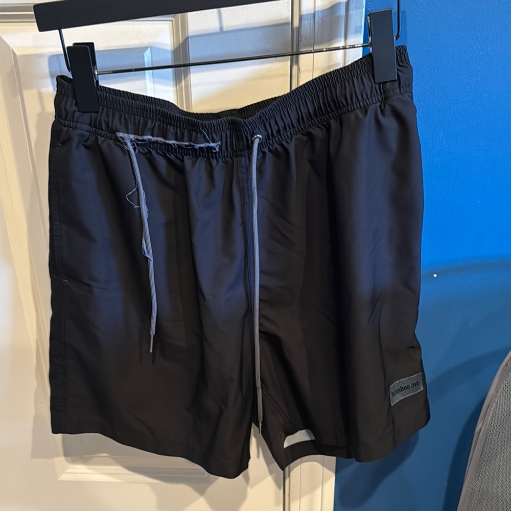 Bamboo Ave Black Men's Shorts